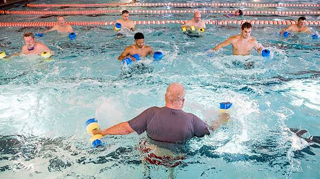 شنا، نشانه های MS را بهبود می بخشد